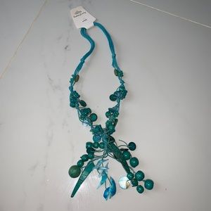 Gorgeous fashion necklace
